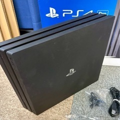 PlayStation 4 Pro本体 CUH-7000B 1TBの画像