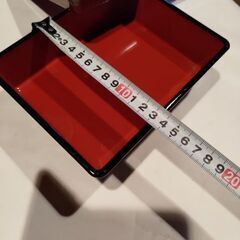 うな重重箱4個セット 中古品です。蓋付きです。引取り専用の画像