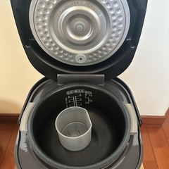 TIGER 炊飯器 3合炊きの画像