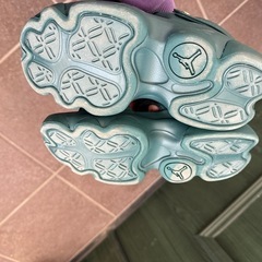 JORDAN グリーンスポーツサンダル箱付きの画像