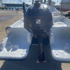 2馬力船外機と船検不要ボートの画像