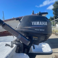 2馬力船外機と船検不要ボートの画像