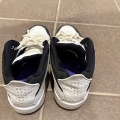 JORDAN箱付き、珍しいパープルシューズの画像