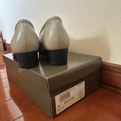 yoshinoya GINZA 23.5cm パンプスの画像