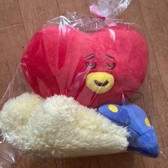 BTS bt21 Vキャラクターぬいぐるみ2点一点新品の画像