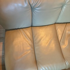 【無料】ソファ引取りに来れる方の画像