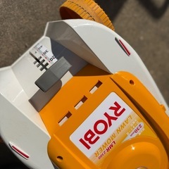 芝刈り機RYOBIの画像