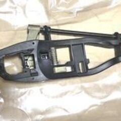 BMW 純正 3シリーズ E46 右 アウターハンドルステー ドアレバーフラップ キャリア ドア フラップ RH 318i 320i 51.2 1-8 25 3454の画像