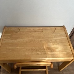 幼児デスク椅子✴︎ブォーノ　アミーチェ　　の画像