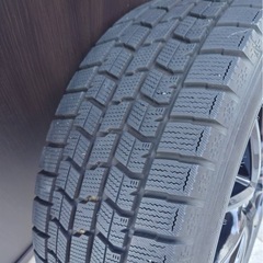 スタッドレスタイヤ　ホイール4本セットの画像