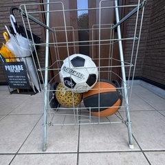 ボール入れの画像