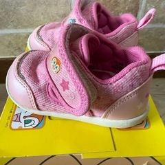 【極美品】ムーンスター12㎝スニーカーアンパンマンベビーシューズピンク軽量の画像
