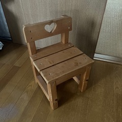 手作り　キッズチェアの画像
