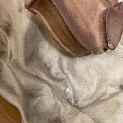 ロココ調ガラスローテーブルの画像