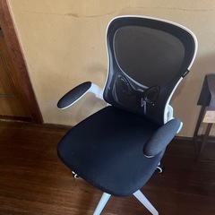 オフィスチェアの画像
