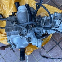 gs50 エンジンとキャブの画像