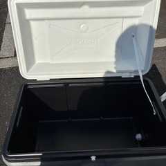 クーラーボックスの画像