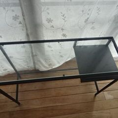 ☆テーブル ガラス 高さ：73cm 天幅：100cm×76cmの画像
