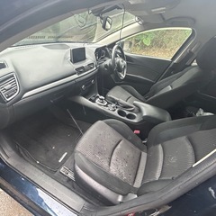 マツダアクセラハイブリッド平成25年式の画像