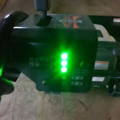 新春特別価格　1月31日迄　ホンダ 電動ユキオス　予備バッテリーユニット付  SB800e  排土板型除雪機  中古品　の画像