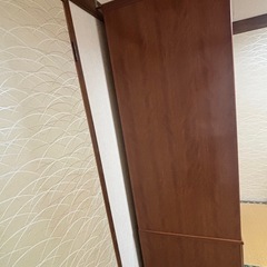 鍵付きタンス　横転防止付きの画像