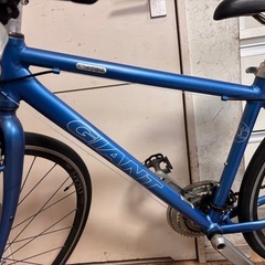 GIANT ESCAPE R3青色 クロスバイク の画像