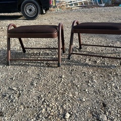 椅子　踏み台　　　　2つの画像