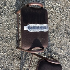 椅子　踏み台　　　　2つの画像