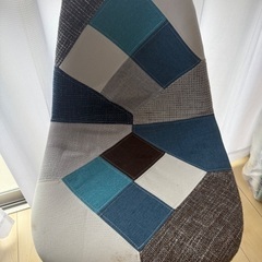 椅子2脚(汚れあり)の画像