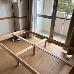 ベットフレームの画像