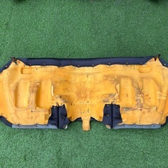 ER34 スカイライン  リアシート　4ドア　ターボの画像