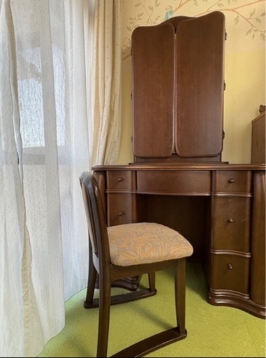 ドレッサー・鏡台椅子セット☆2026/1/3まで！！ (うっき) 大垣のミラー