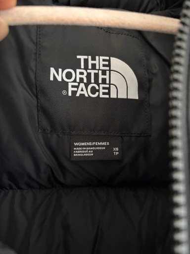 海外限定カラー　ダウン　THE NORTH FACE 