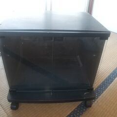 テレビ台の画像