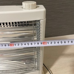 山善足元ヒーター　アイリスオーヤマハンディー掃除機　 の画像