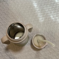 サーモス　水筒　ストローの画像