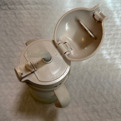 サーモス　水筒　ストローの画像