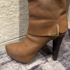 ルイヴィトン　日本未入荷色！　ロングブーツの画像