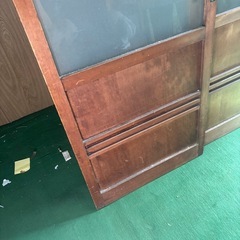 昭和古民家の古い引き戸の画像