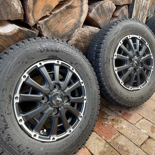 タイヤホイールセット　　１２インチ　スタッドレス