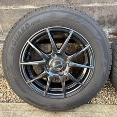 スタッドレスタイヤ&ホイールセット 14インチ
の画像