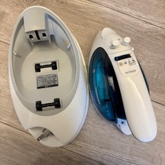 TOSHIBA La-Coo TA-FV420 スチームアイロンの画像