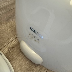 TOSHIBA La-Coo TA-FV420 スチームアイロンの画像