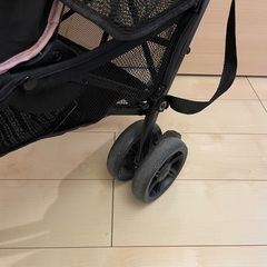 限定デザイン　3Dlite+ Convenience Stroller ディズニー　ベビーカーの画像