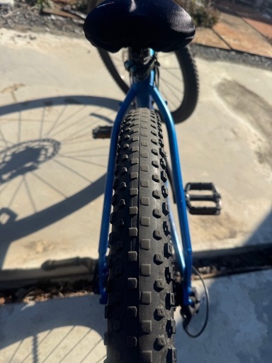 自転車 TREK Caliber 8 2020