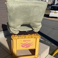 引取限定　　1人用座椅子2つの画像