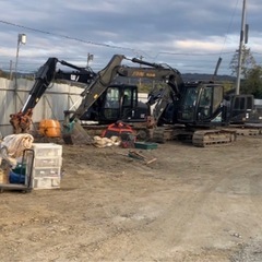 大阪市内へ本店移転のため、新築建物と更地５００坪（建設会社・自動車販売会社・資材置場・コンテナ展示場などに最適）の画像