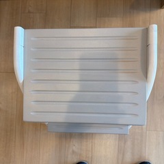 タンスのゲン 踏み台 ステップ台 2段 高さ調整 天然木 耐荷重80kg 子供用 キッチン 洗面所 キッズ アイボリー×グレージュ 49600837(99532)の画像