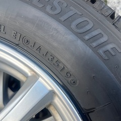 145/80R13 スタッドレス　4本セットの画像