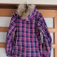 スノーボードウェア上の画像